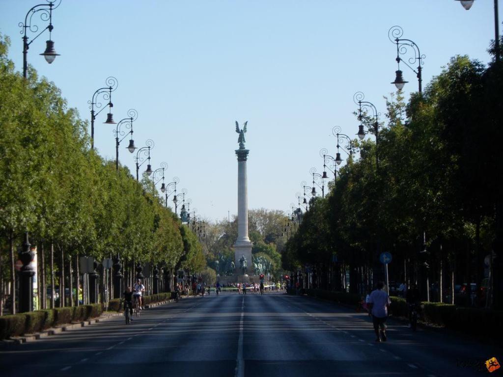 Apartament Lia's In Gozsdu And Free Parking Budapesta
